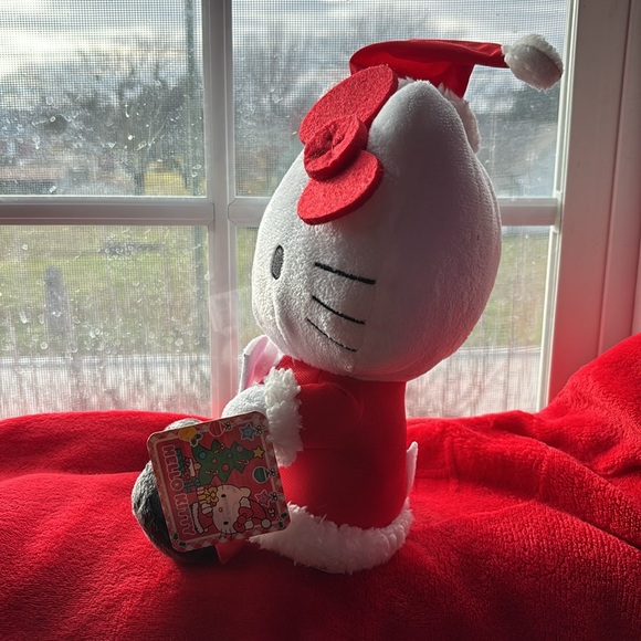 Hello kitty Christmas plush - Picture 4 of 4